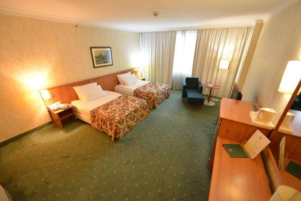 Hotel Karpos Skopje Værelse billede